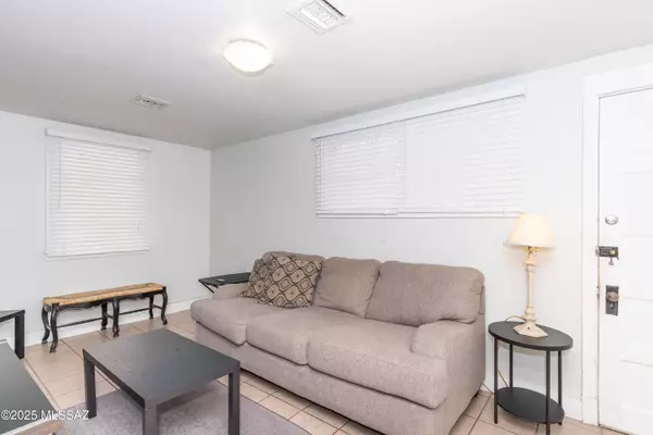 Tucson, AZ 85705,1018 N Jacobus Avenue