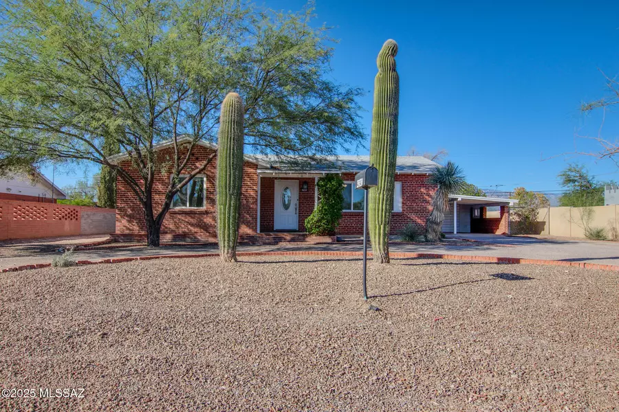 4241 E 5th Street, Tucson, AZ 85711