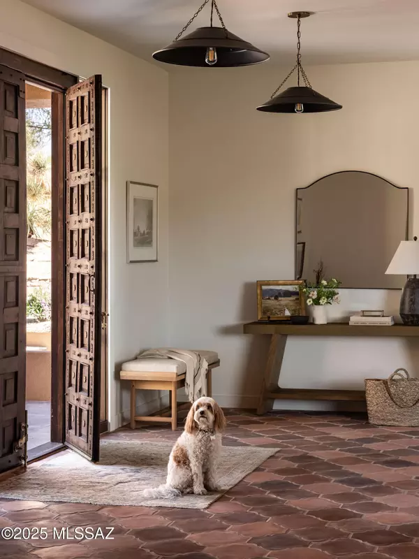 Tucson, AZ 85718,5238 E Mission Hill Drive