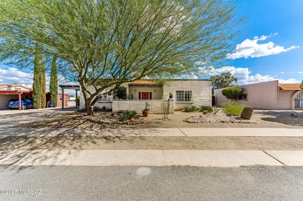 1501 S San Ray, Green Valley, AZ 85614