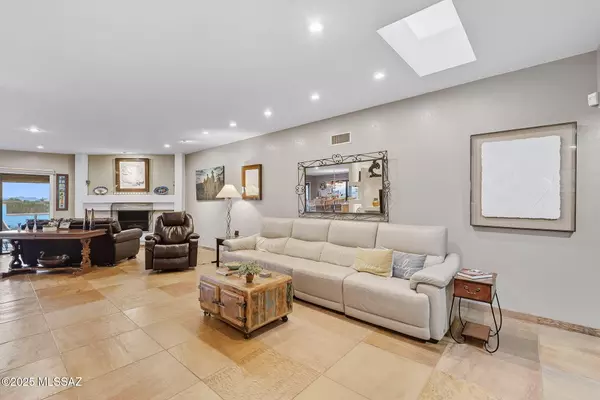 Tucson, AZ 85750,5011 N Grey Mountain Trail