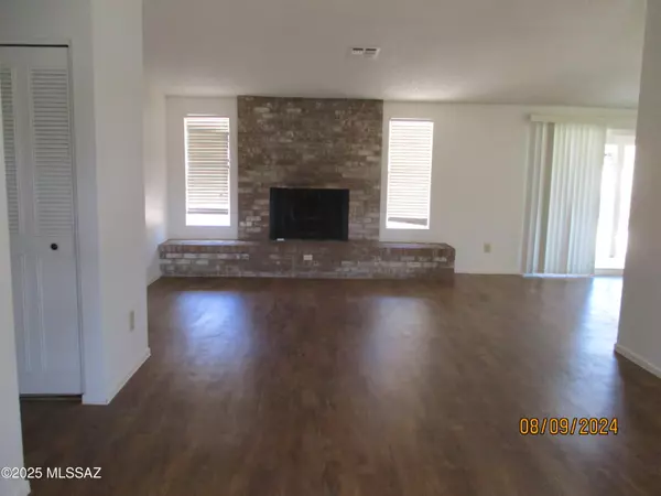 Tucson, AZ 85741,7442 N Shirley Lane