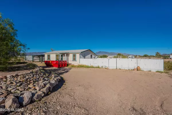 12575 S Ocotillo Ridge Trail, Vail, AZ 85641