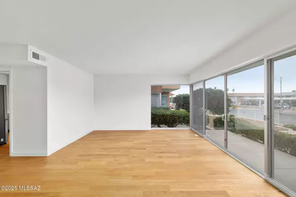 Tucson, AZ 85716,3018 E 6th Street #30