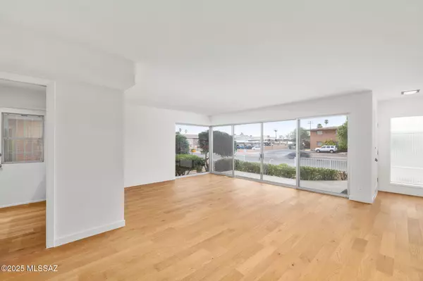 Tucson, AZ 85716,3018 E 6th Street #30