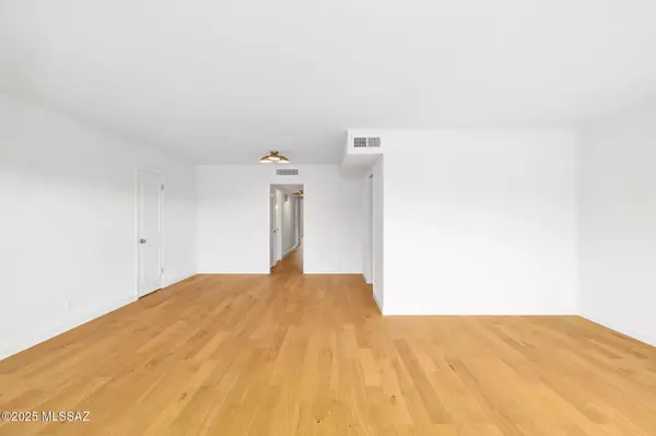 Tucson, AZ 85716,3018 E 6th Street #30