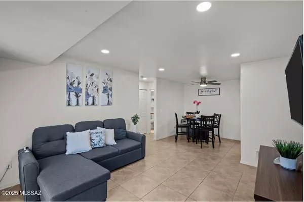 6615 E Golf Links Road, Tucson, AZ 85730