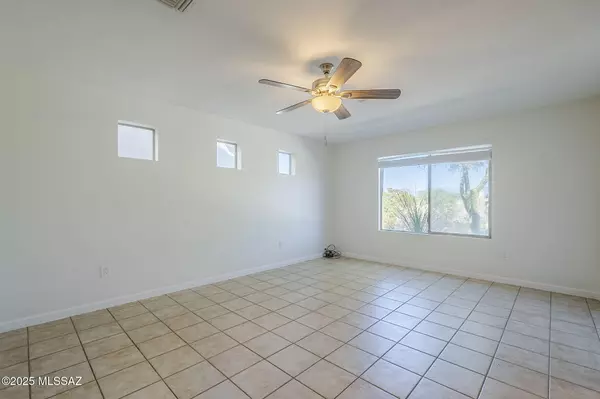 Tucson, AZ 85747,10553 E Singing Canyon Drive