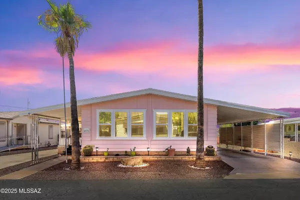 5535 W Flying W Street, Tucson, AZ 85713