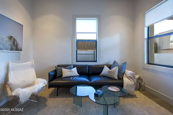 Tucson, AZ 85719,411 S Park Avenue