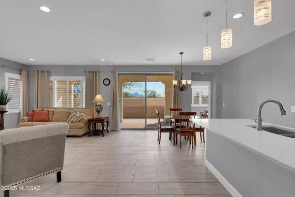 Green Valley, AZ 85614,1496 E BLUE GRANITE DRIVE Drive