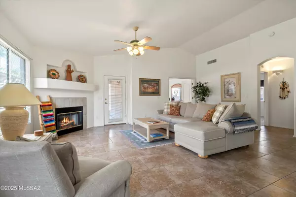 Marana, AZ 85658,12688 N Wild Indigo Drive