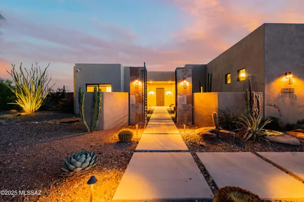 Marana, AZ 85658,4711 W Lone Dove Drive