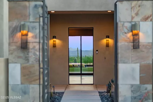 Marana, AZ 85658,4711 W Lone Dove Drive