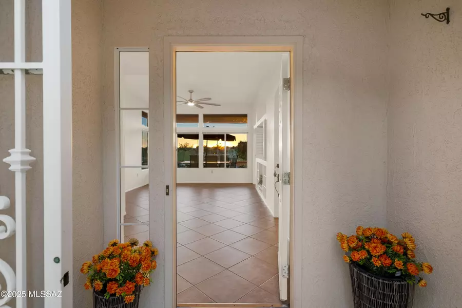 13949 N Desert Butte Drive, Oro Valley, AZ 85755