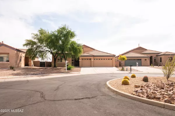 13698 E Kirkwood Place, Vail, AZ 85641