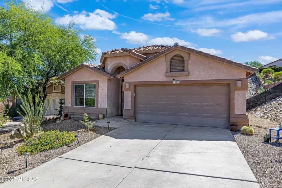 10890 S Arrowhead Spring Drive, Vail, AZ 85641