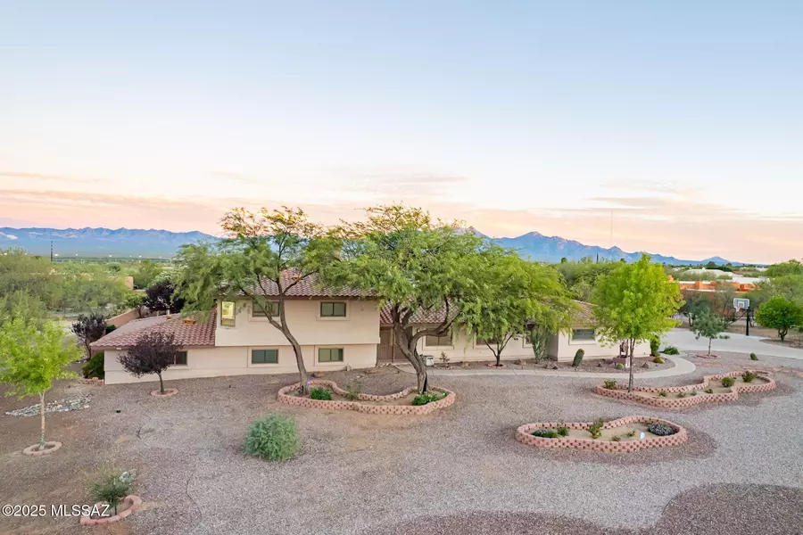 17411 S Camino Confianza, Sahuarita, AZ 85629