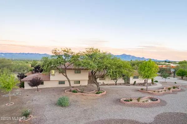 17411 S Camino Confianza, Sahuarita, AZ 85629