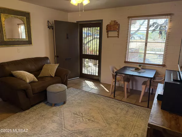 Green Valley, AZ 85614,531 S La Canada Drive #A