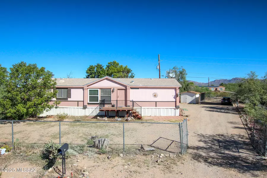 9390 W Henry Street, Tucson, AZ 85735