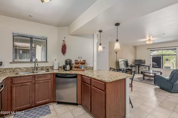5751 N Kolb Road #18201, Tucson, AZ 85750