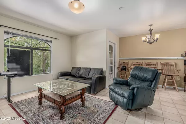 Tucson, AZ 85750,5751 N Kolb Road #18201