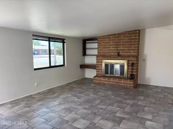 Tucson, AZ 85710,1742 S Avenida Del Sol