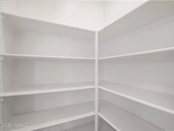 Sahuarita, AZ 85629,971 S Paseo Las Vigas