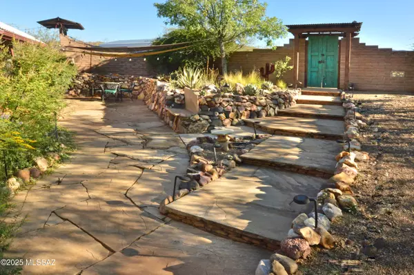 Patagonia, AZ 85624,45 Redrock Drive