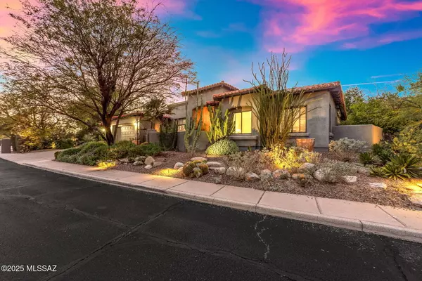 7331 E Desert Moon Loop, Tucson, AZ 85750