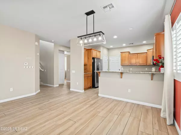 Tucson, AZ 85747,6004 S Meadow Breeze Drive