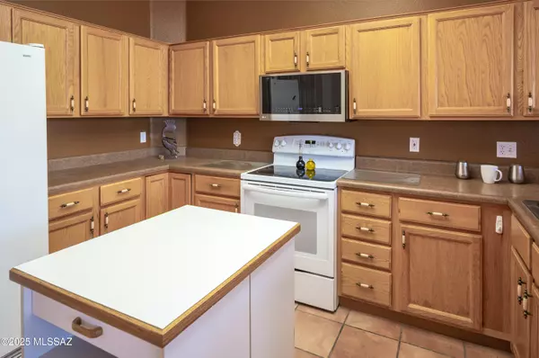 Oro Valley, AZ 85755,14230 N Lobelia Way