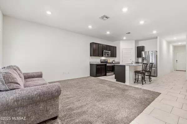 Marana, AZ 85653,10259 N Crooked Peak Trail