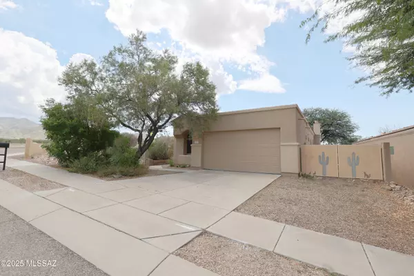 10898 E New Rock Ridge Drive, Vail, AZ 85641