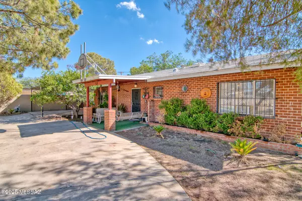 1257 W Navajo Street,  Tucson,  AZ 85705