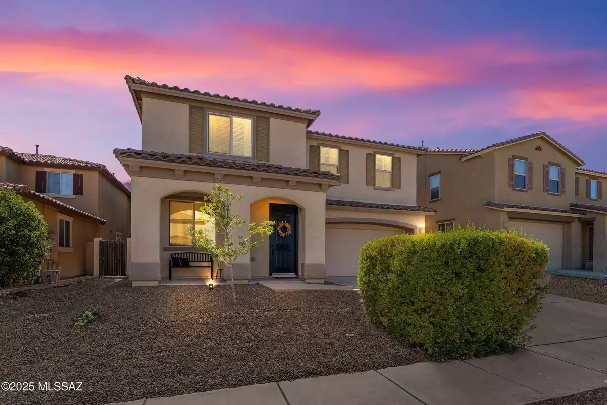Sahuarita, AZ 85629,809 W Camino Capria