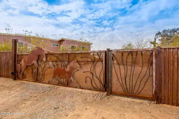 Tucson, AZ 85735,9411 W Sky Blue Drive