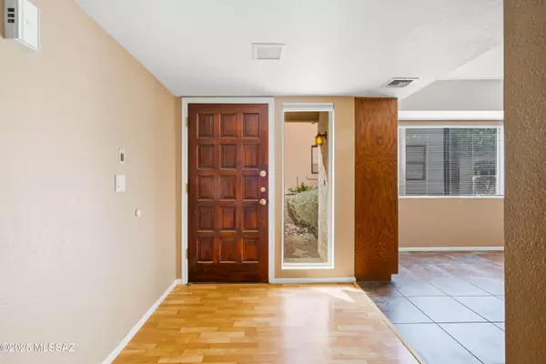 Tucson, AZ 85745,2457 N Ironwood Ridge Drive