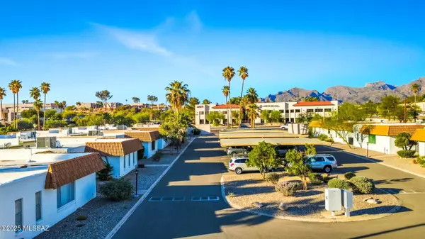 Tucson, AZ 85704,660 E River RoadW