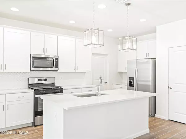 Tucson, AZ 85757,7044 W Ferntree Lane