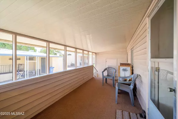 Tucson, AZ 85710,7570 E Speedway Boulevard #333