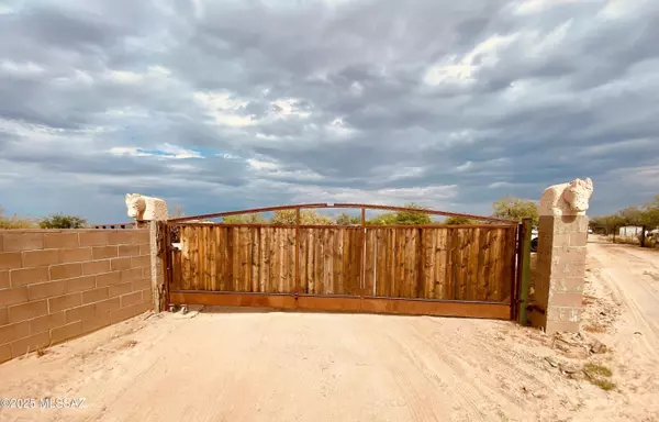 12156 W Jessica Rae Lane, Tucson, AZ 85736