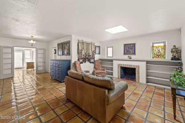 Tucson, AZ 85716,2802 E Elm Street