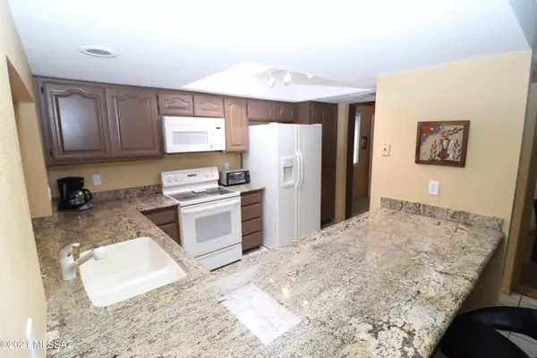 Tucson, AZ 85718,5602 N Camino Del Sol