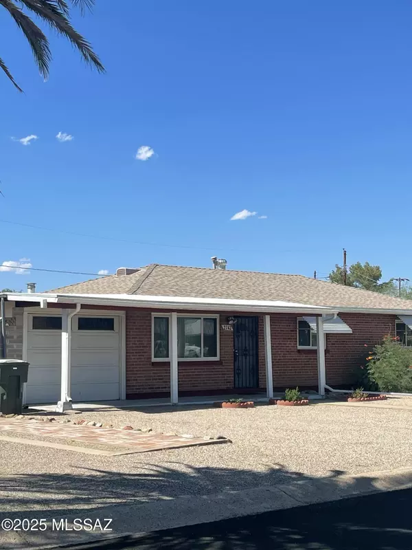2743 N Baxter Avenue, Tucson, AZ 85716