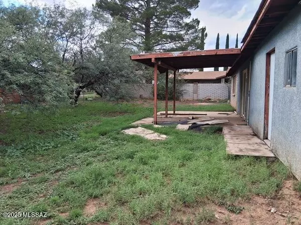 Huachuca City, AZ 85616,28 E Hawthorne Street