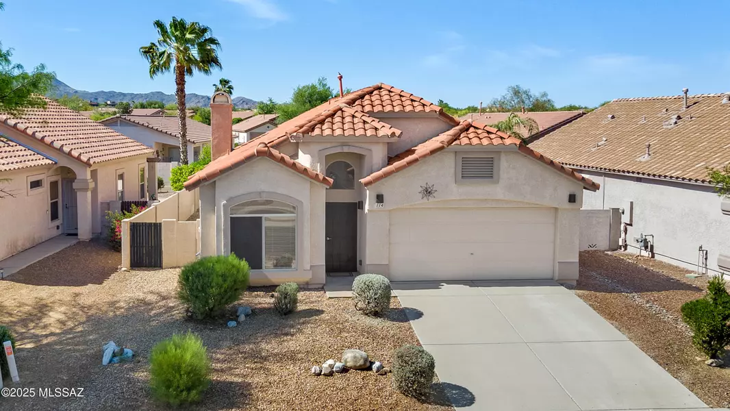 114 W Freddie Canyon Way, Oro Valley, AZ 85755