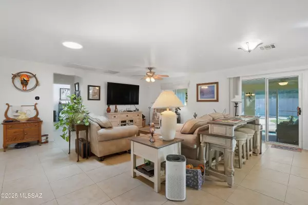 Tucson, AZ 85710,9390 E Field Canyon Place