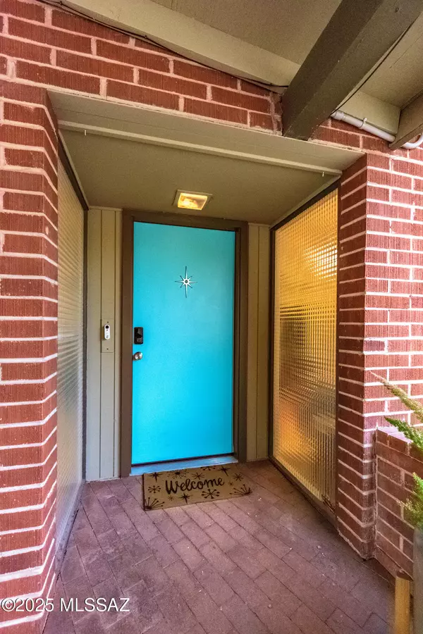 Tucson, AZ 85715,6945 E Arrowhead Place